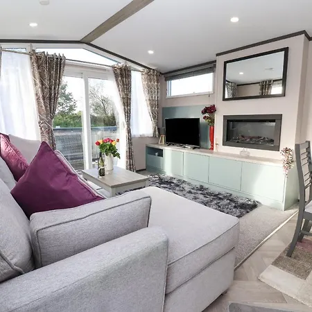 Ginger Fox 度假居 *